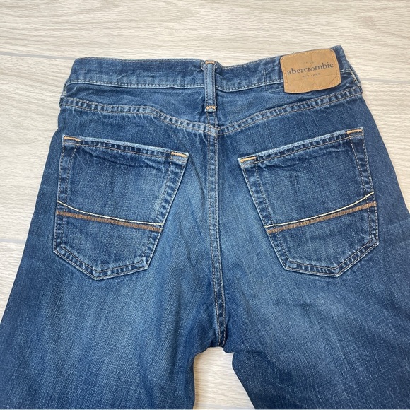Abercrombie Kilburn Low Rise Boot Button Fly Dark Wash Denim Jeans Boys 14 Slim - Picture 4 of 14